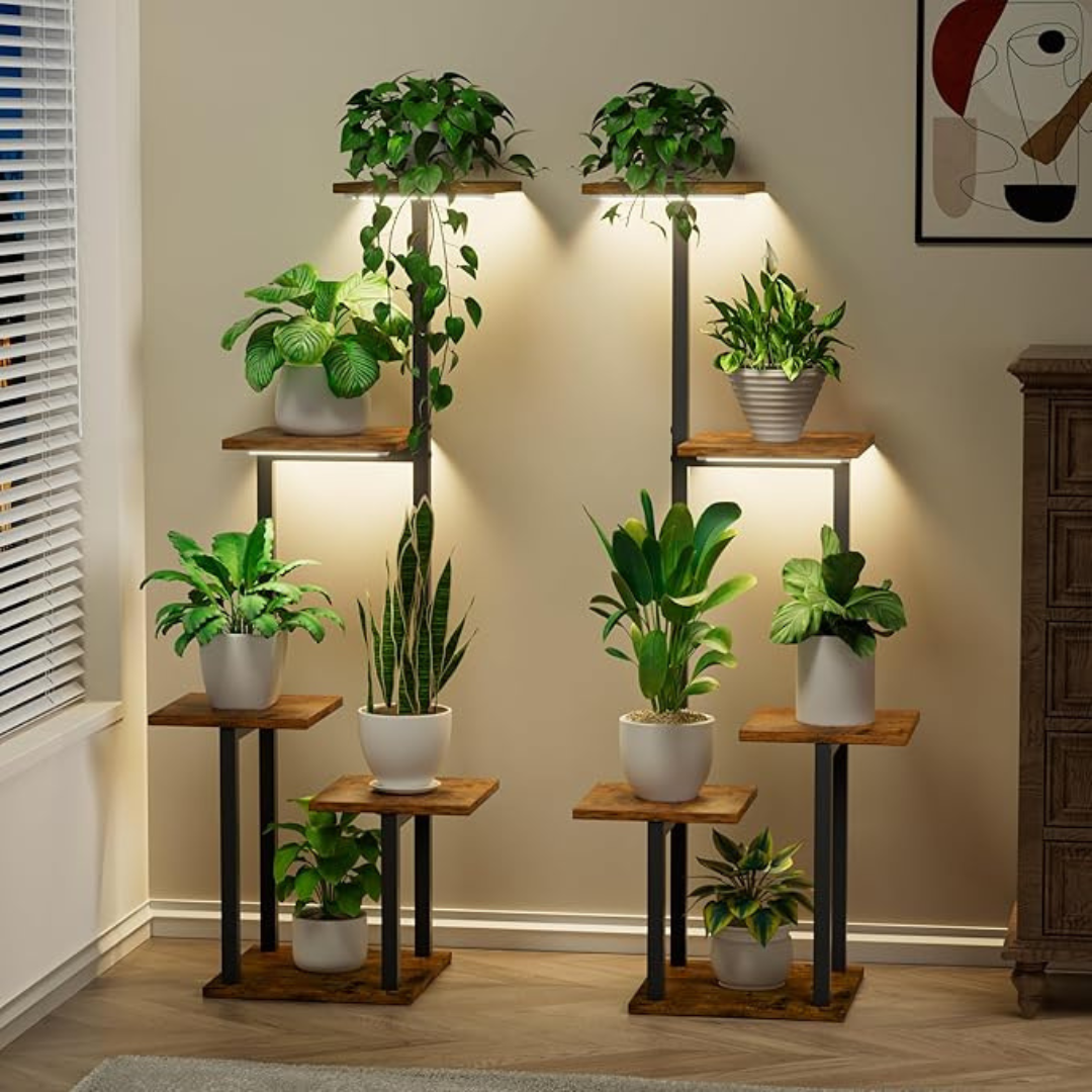 ™Plantique | מעמד פינת צמחים עם תאורת גדילה – מדפי מתכת מעוצבים ופונקציונליים